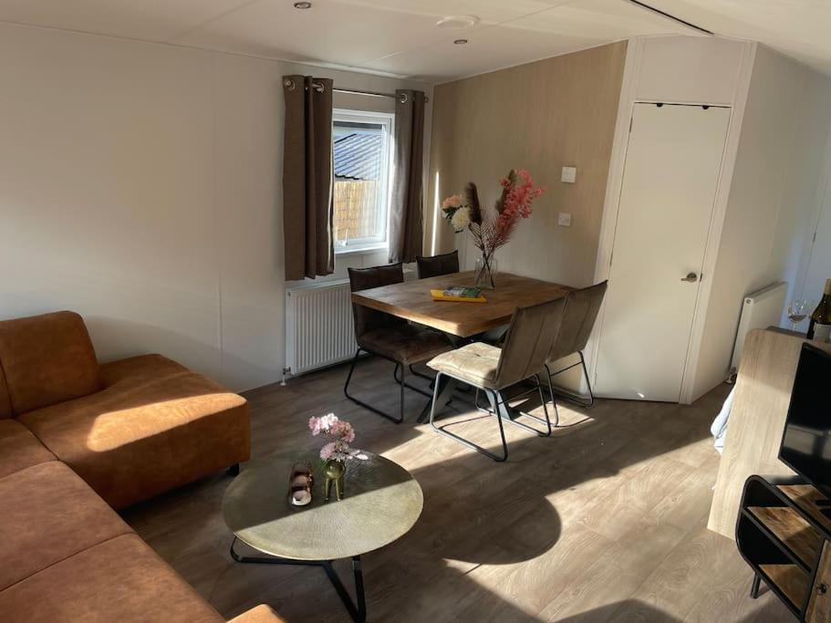 Chalet Toetje Op De Veluwe โฮนเดอร์โล ภายนอก รูปภาพ